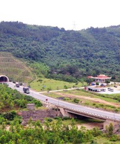 Phong Nha to Ninh Binh Road