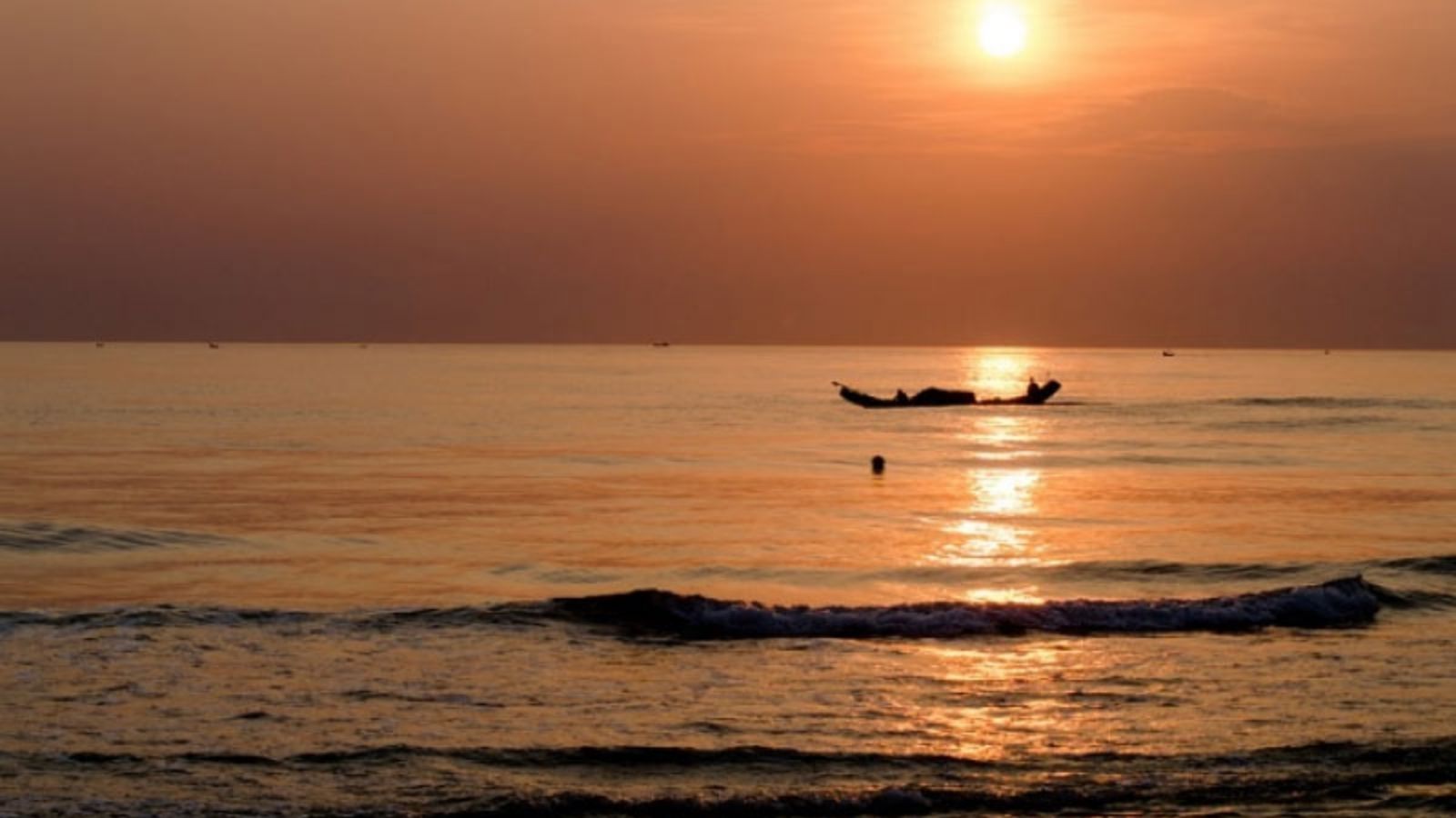 Best Time to Visit and Travel Tips for Thuan An Beach