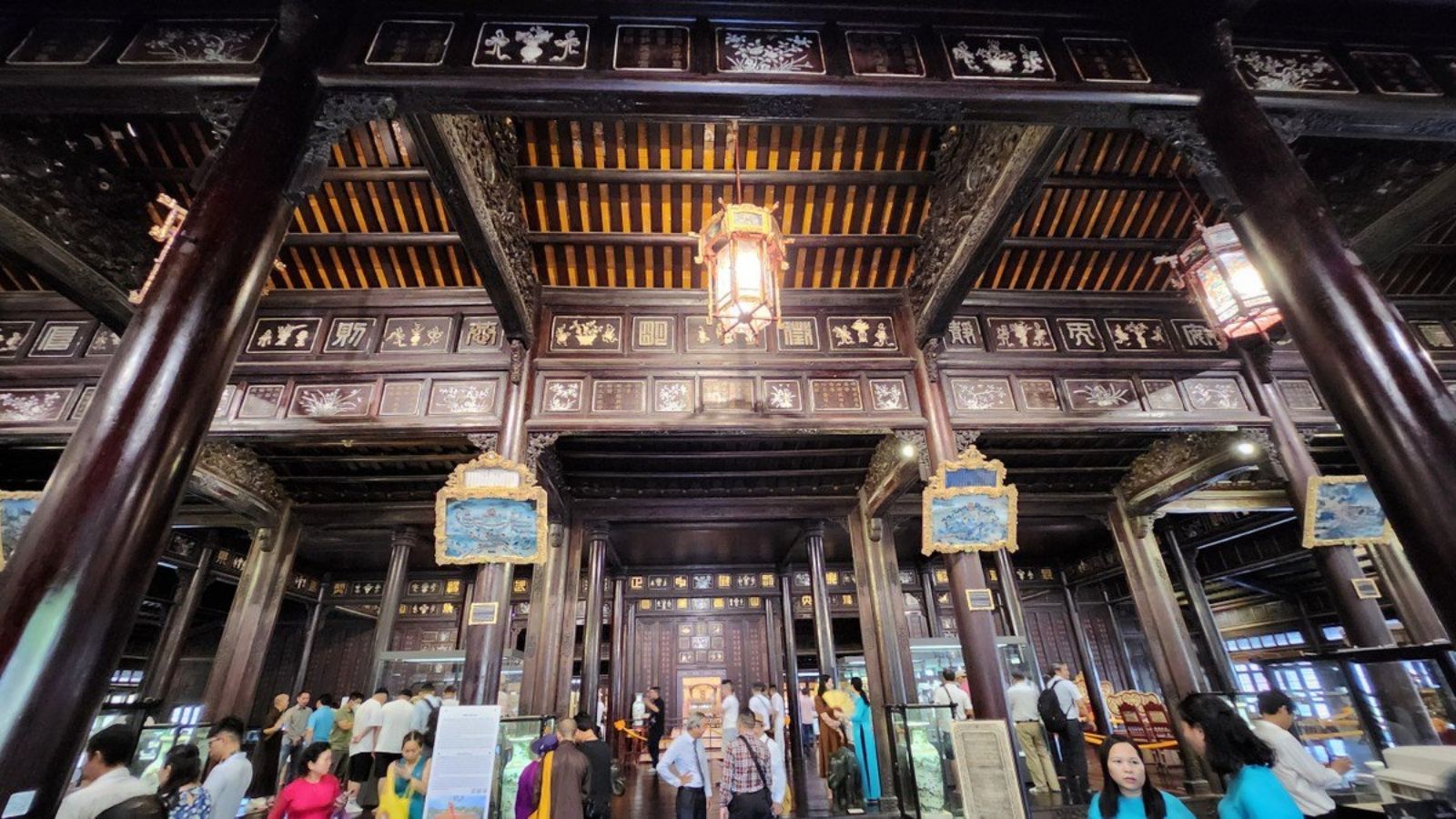 Best Time to Visit and What to Expect