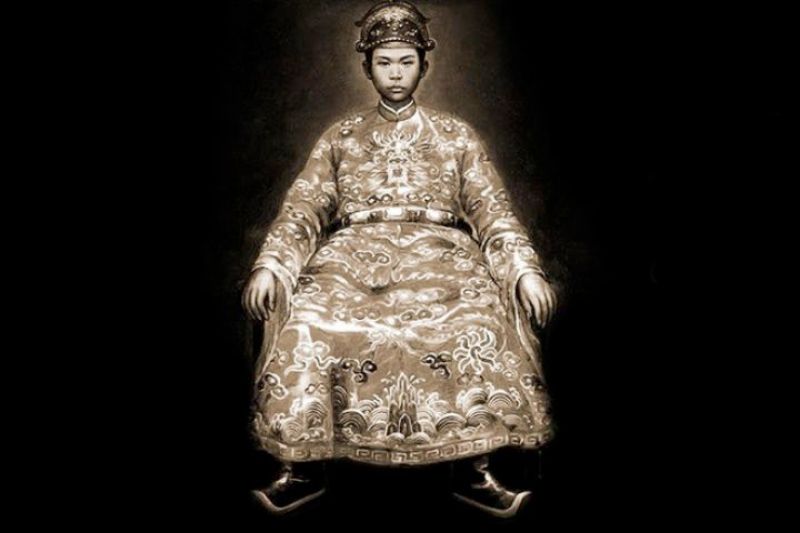 Emperor Duc Duc - The Three-Day King