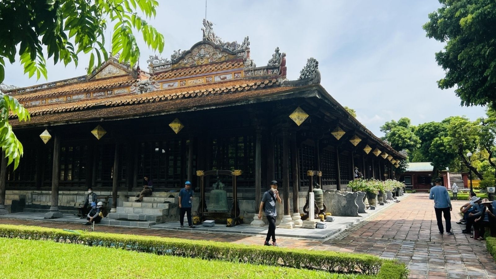 FAQs about Hue Museum of Royal Antiquities