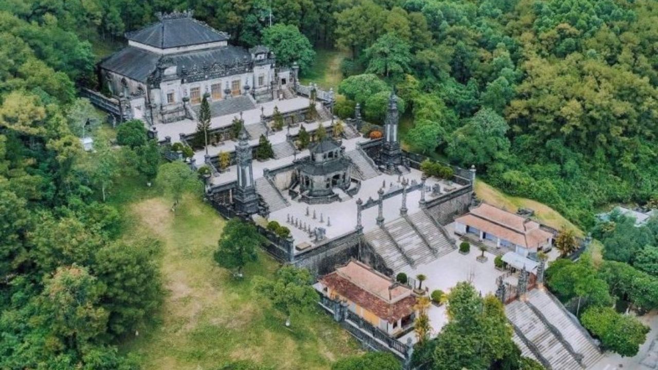 FAQs about visiting Khai Dinh Mausoleum