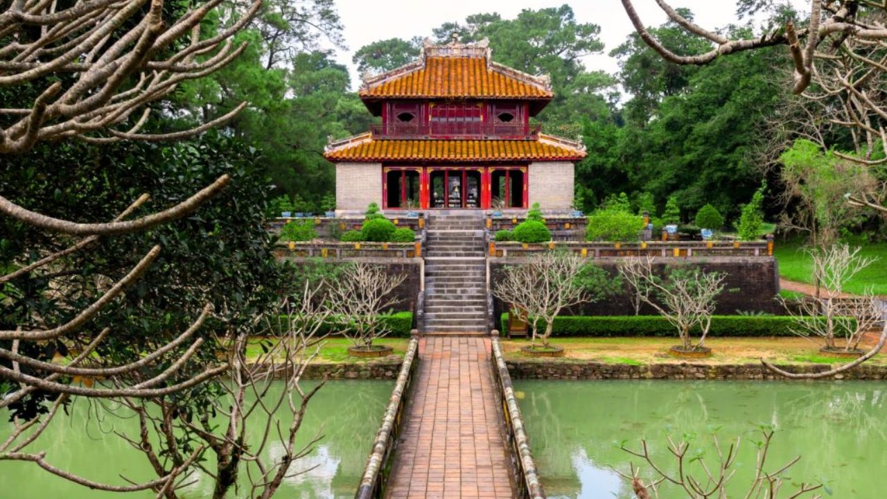 Minh Mang Tomb Symmetry and Solemn Majesty