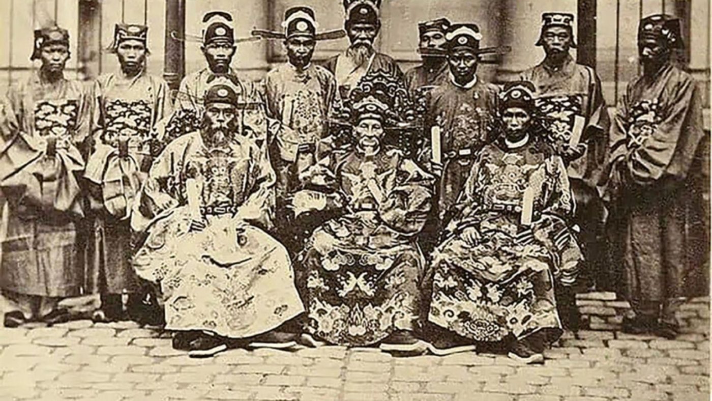 Nguyen Dynasty Last Viet Nam's Monarchy with 13 Emperors