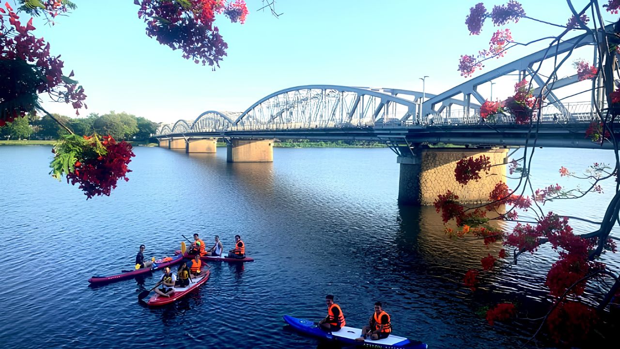 Paddleboarding (SUP) on the Perfume River