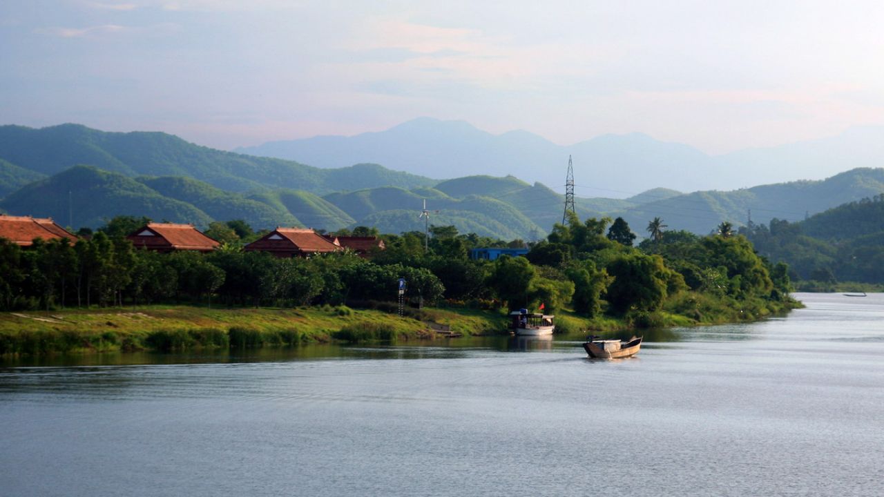 Perfume River and Its Original Name