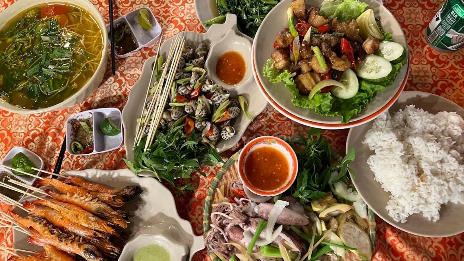 What to Eat Near Lang Co Beach
