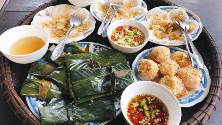 Bánh Bèo-Nậm-Lọc (Royal Cakes)