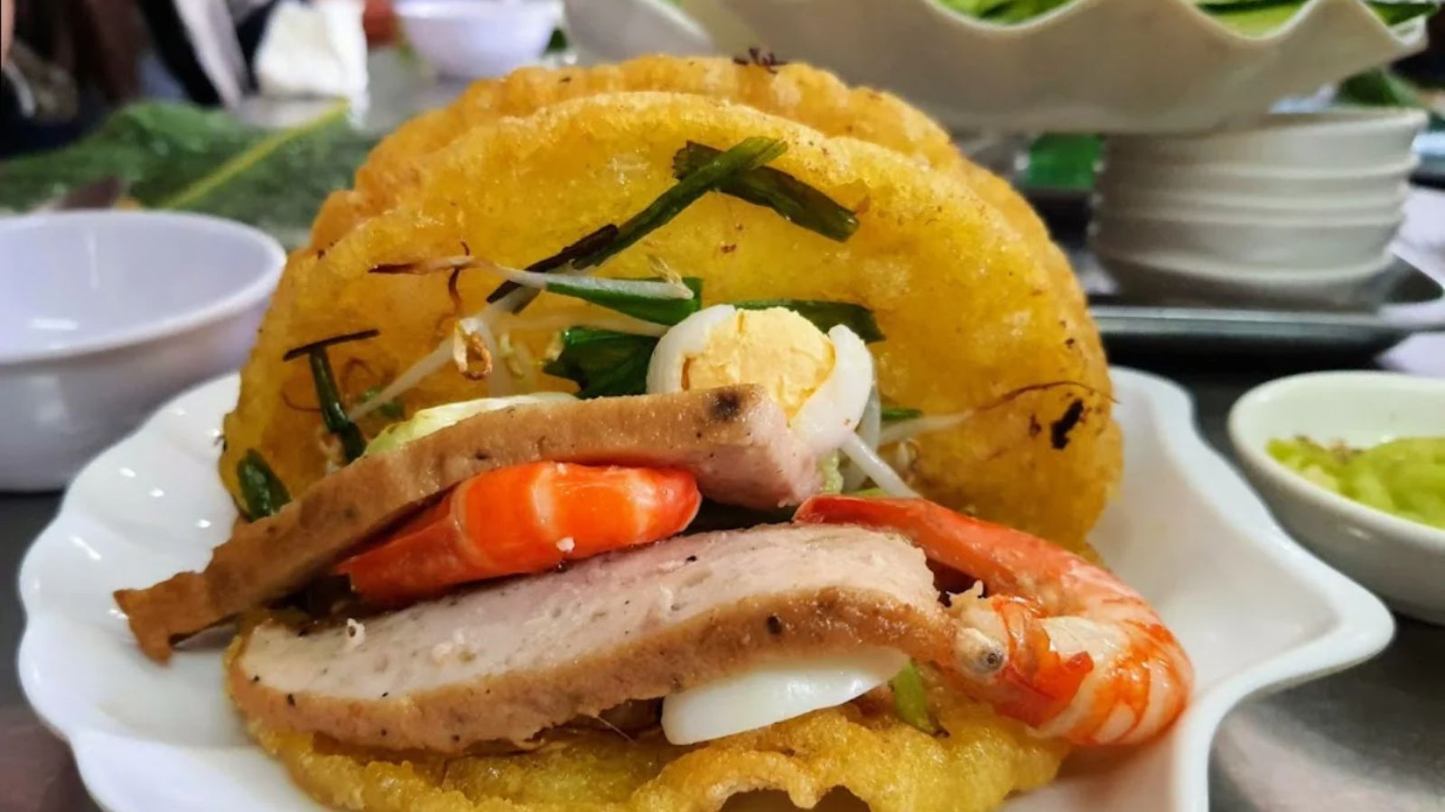 Bánh Khoái (Crispy Rice Crepe)