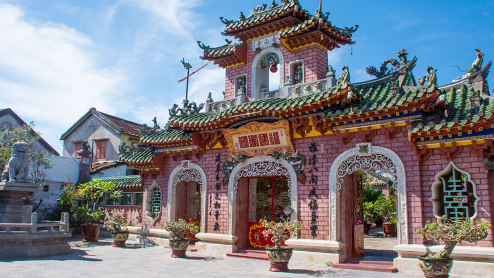 Quan Cong Temple