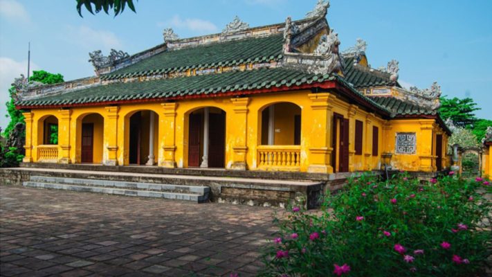Truong Sanh Palace Guide Architecture & Imperial History