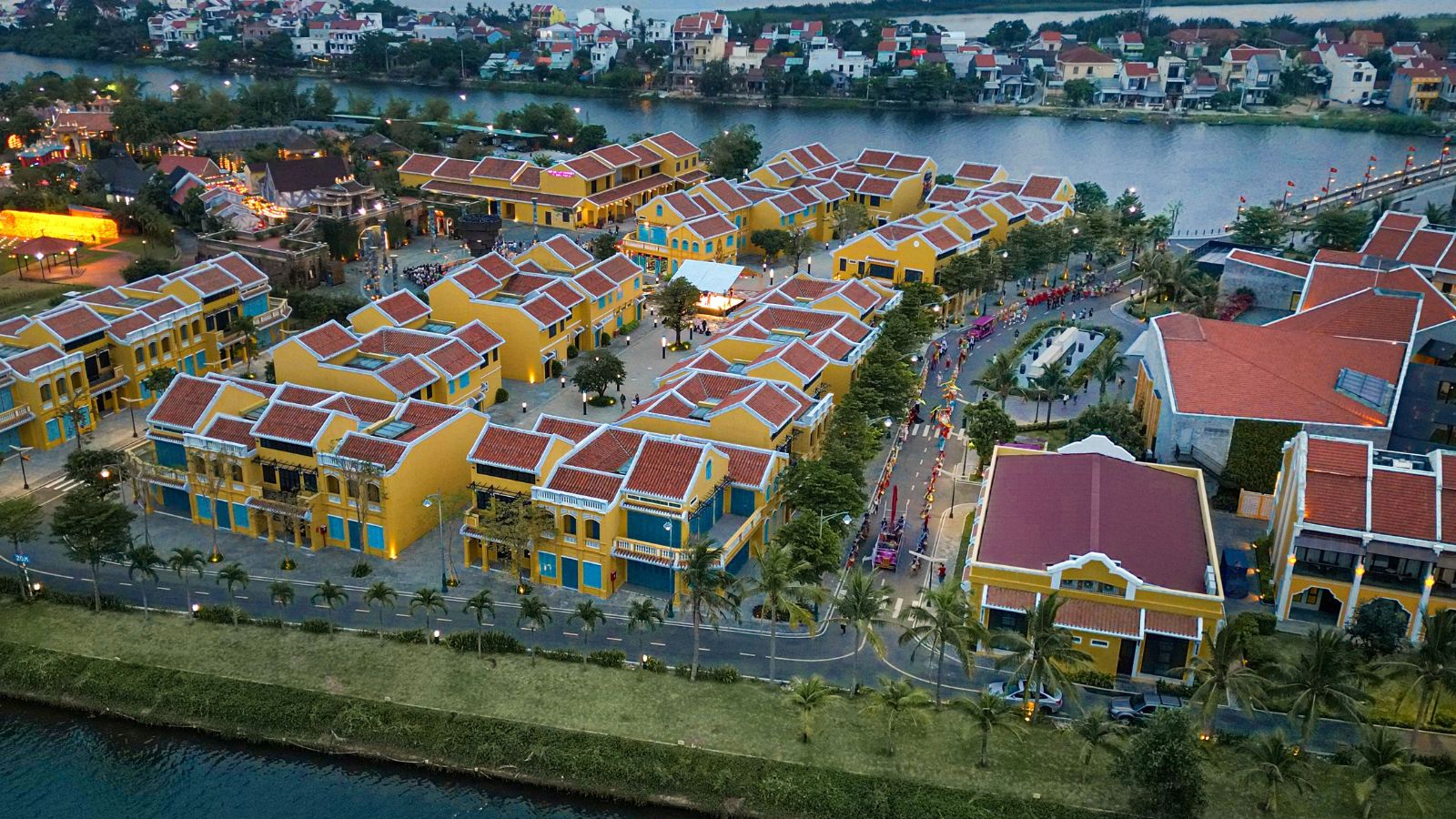 What's inside Hoi An Memories Land